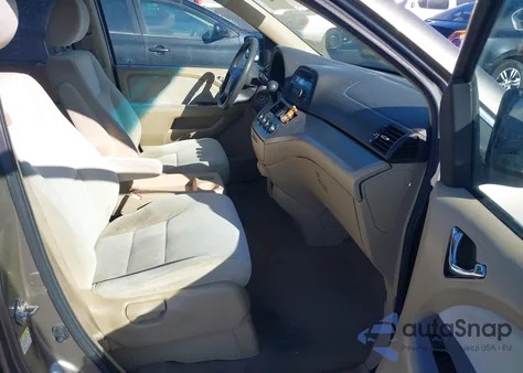 2010 Honda Odyssey Lx z USA, uszkodzony, nr VIN 5FNRL3H22AB042579